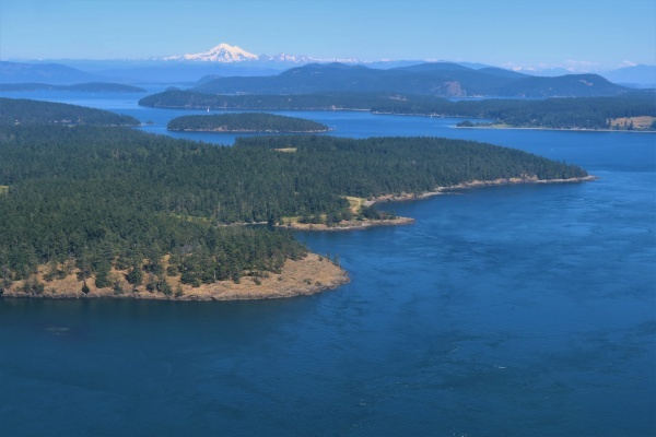 San Juan Island Scenic Land Plane Charter